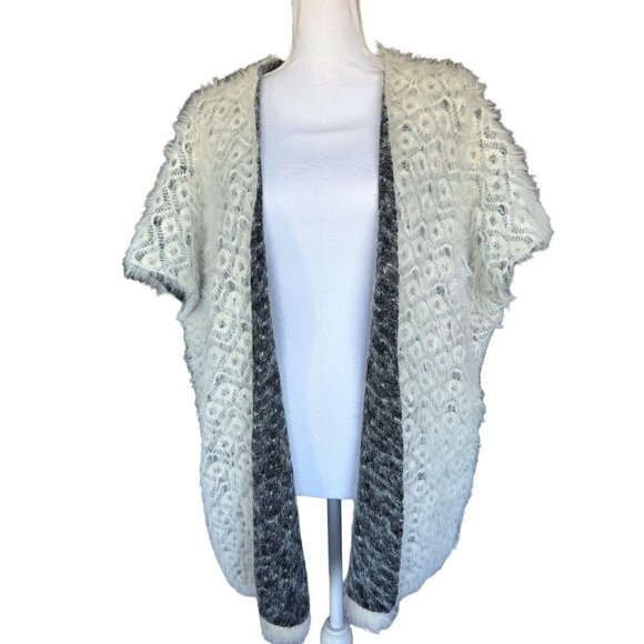 My Beloved Women's Sweater Vest One Size White Black Fuzzy Soft Wool Blend Open - Picture 1 of 12